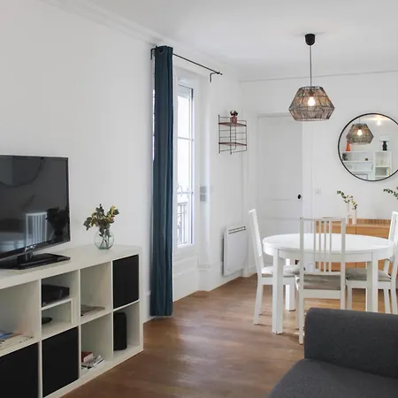 Nice Close To Gambetta * Paris