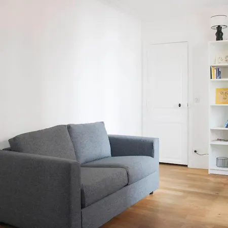 Nice Close To Gambetta Paris