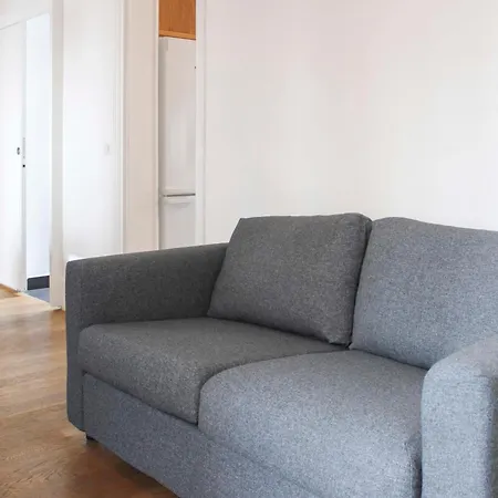 Nice Close To Gambetta Paris