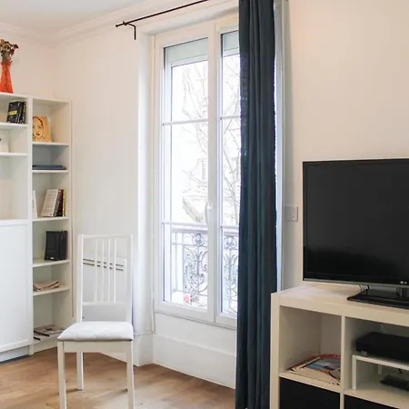 Nice Close To Gambetta * Paris